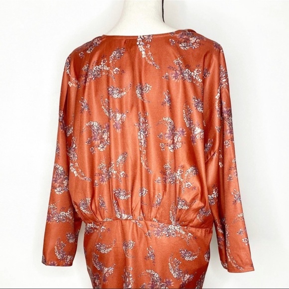 NWT Amana Rust Floral Kimono Wrap With Tie Size L - Picture 9 of 11